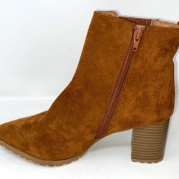 Maurices Alexa Mini Lug Bootie Block Heel Women's Boots Tan 9 - Picture 3 of 6
